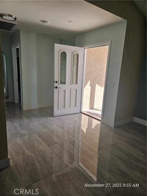 Building Photo - 14825 Cloverfield Rd