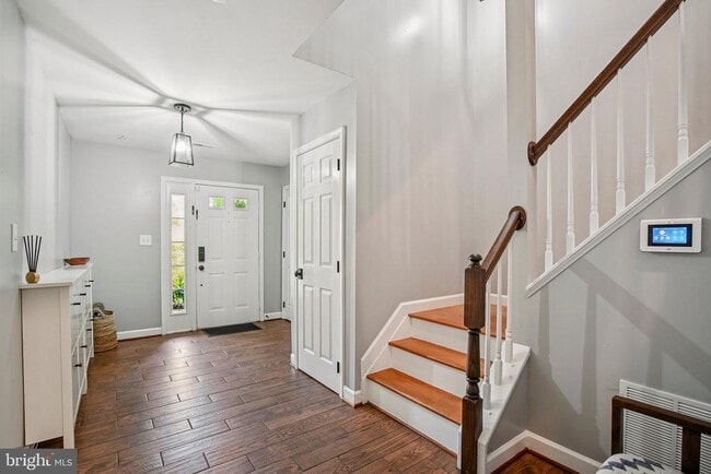 Building Photo - 3210 Escapade Cir