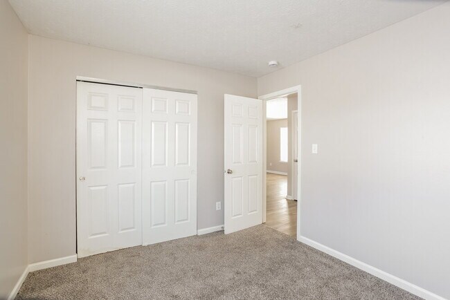 Building Photo - 5314 Claybrooke Dr