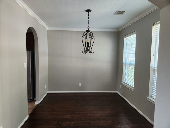 Building Photo - 20676 Oakhurst Meadows Dr
