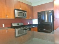 Building Photo - Stadium Lofts