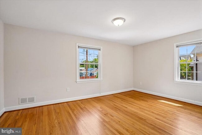 Building Photo - 5006 Benton Ave