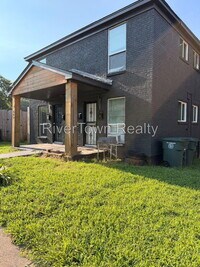 Building Photo - 263 Lucy Ave