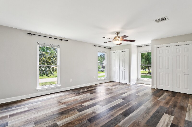 Building Photo - 18030 Derbes Dr