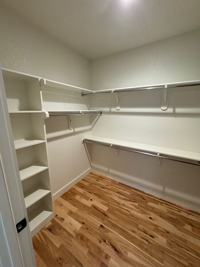 Building Photo - Lot 164