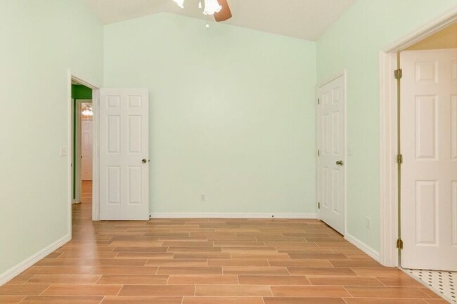 Building Photo - 9921 Dean Cove Ln