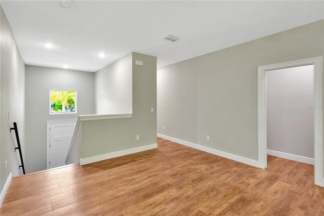 Building Photo - 1604 Rowland Dr