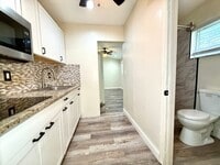 Building Photo - 3548 NW 39th Ave
