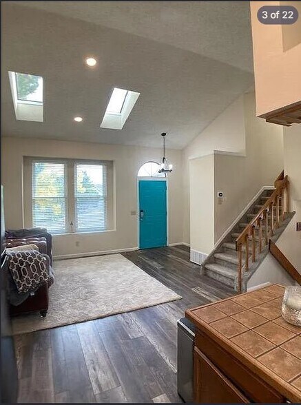 Building Photo - 8773 Bellcove Cir