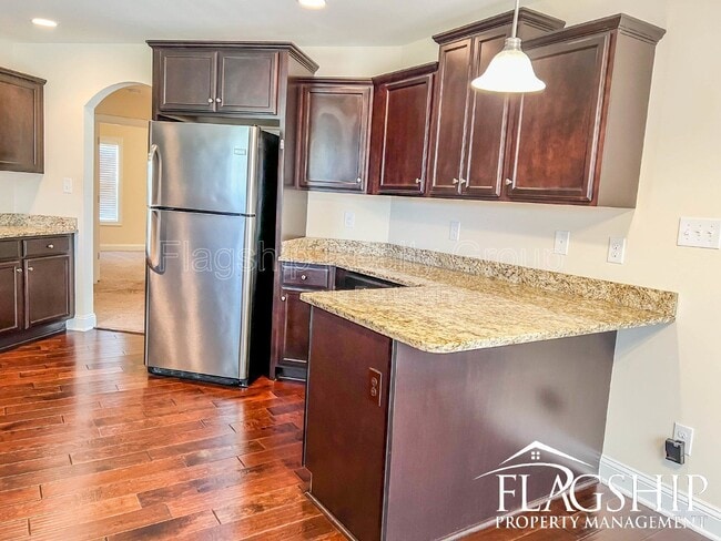 Building Photo - 118 Quail Hollow Dr