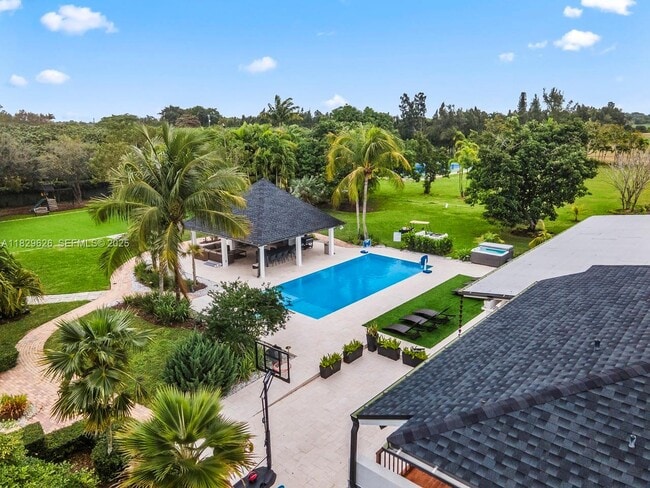 Building Photo - 14875 SW 212th St