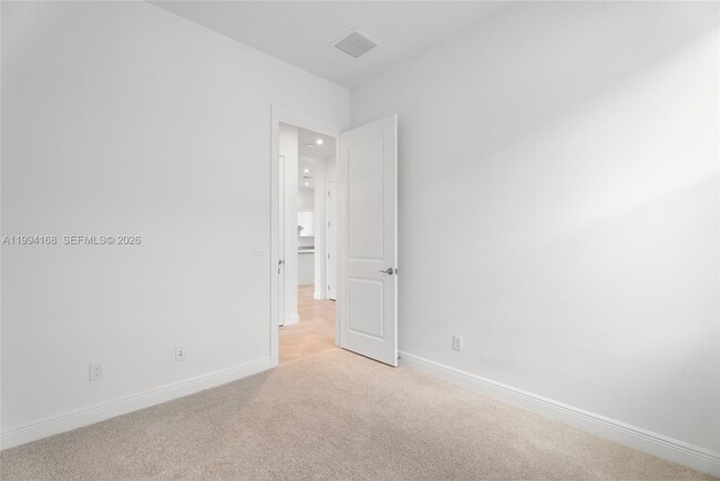 Building Photo - 11267 SW Pietra Wy