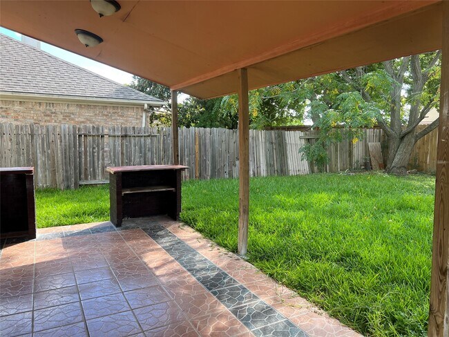 Primary Photo - 14423 Parkesgate Dr