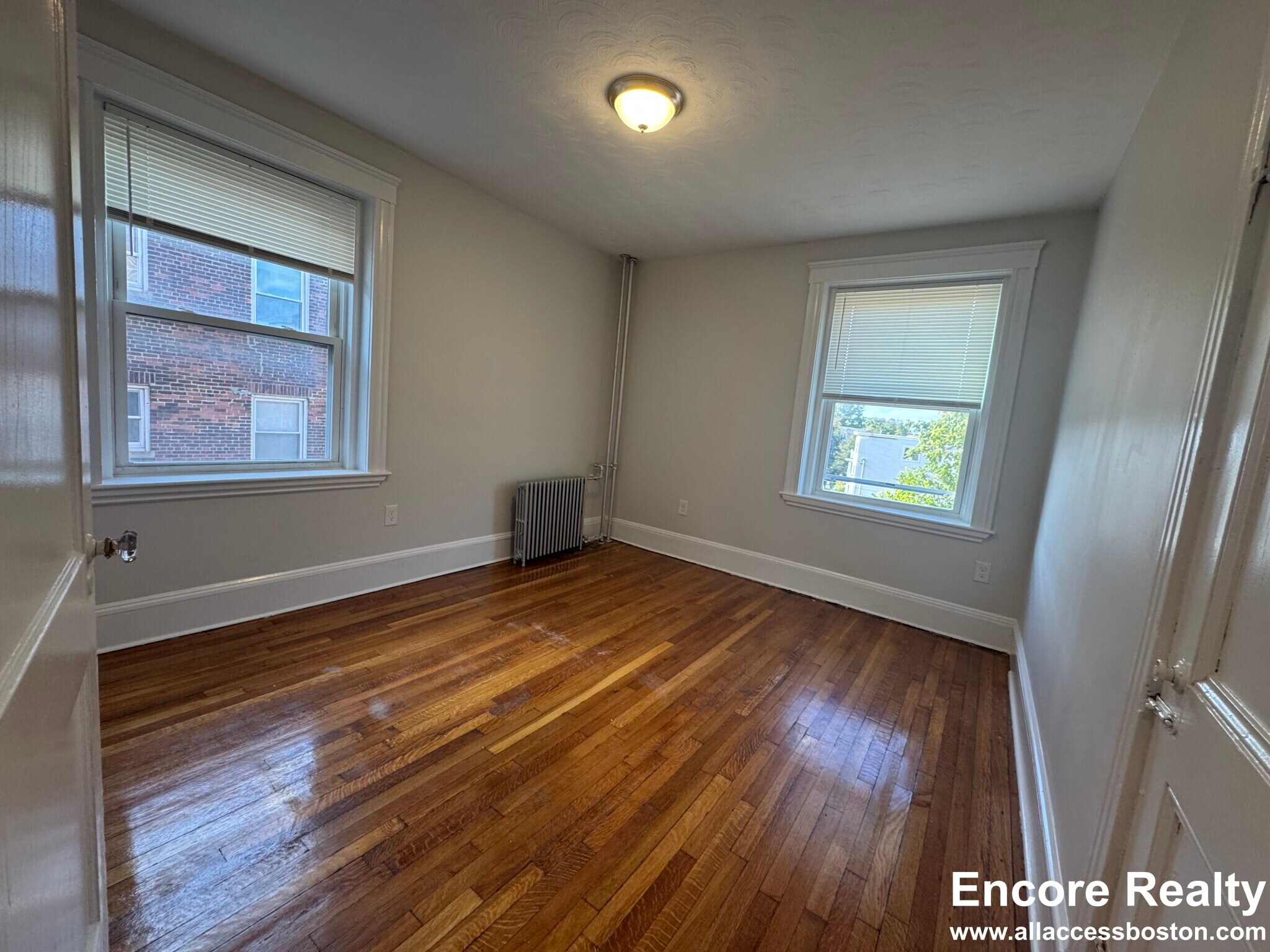 Building Photo - 1630 Commonwealth Ave