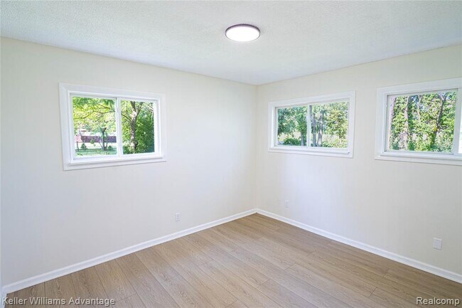 Building Photo - 31776 Arenac Ct