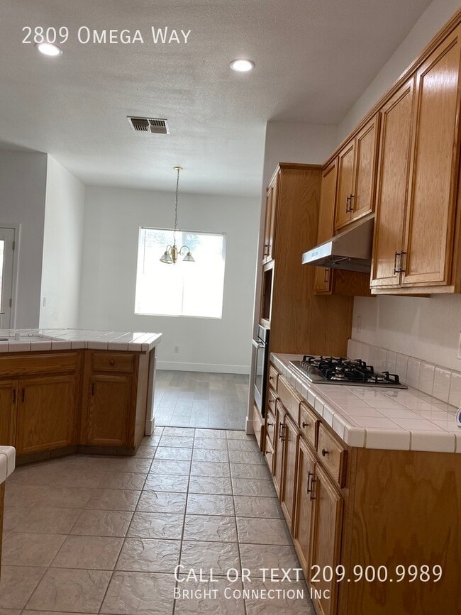 Building Photo - 2809 Omega Way