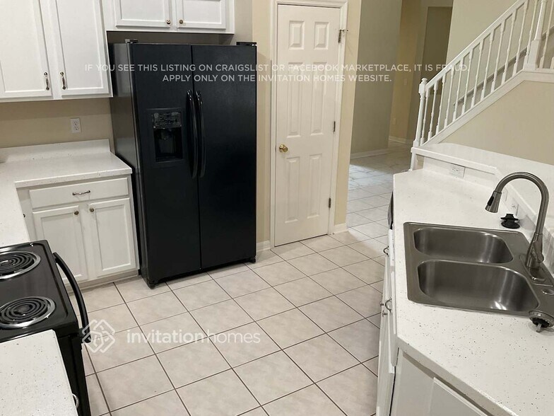 Building Photo - 4866 Native Dancer Ln
