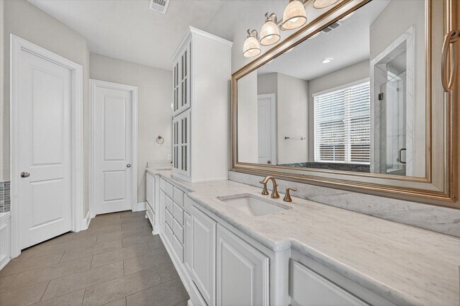Building Photo - Gorgeous Custom Home in the Phillip Creek Ranch - Frisco ISD!