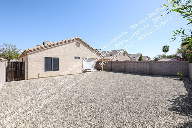 Building Photo - 13009 W Redfield Rd