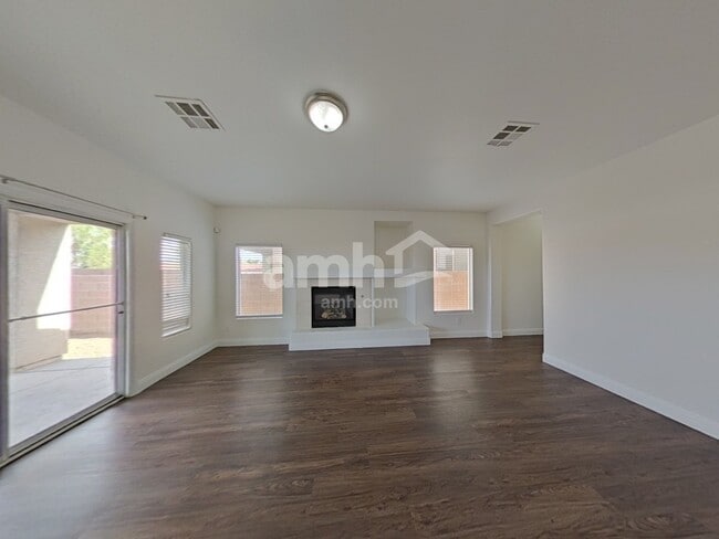 Building Photo - 2974 E Gables Vale Ct