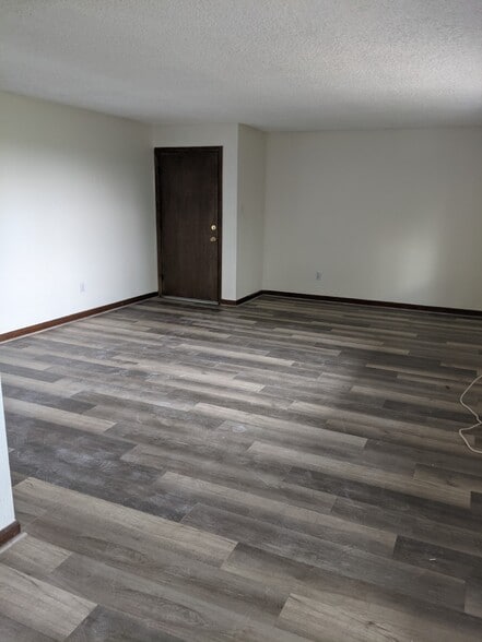Building Photo - 8990 W 63rd Ave