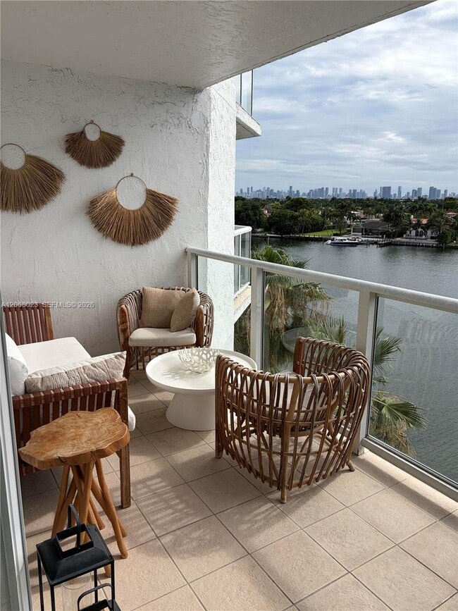 Building Photo - 5900 Collins Ave