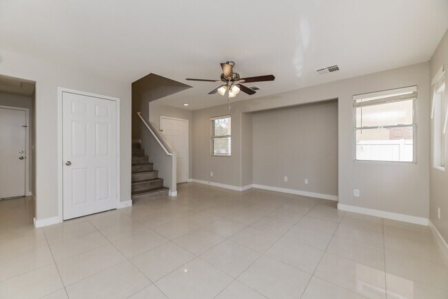 Building Photo - 1931 Sundown Canyon Dr