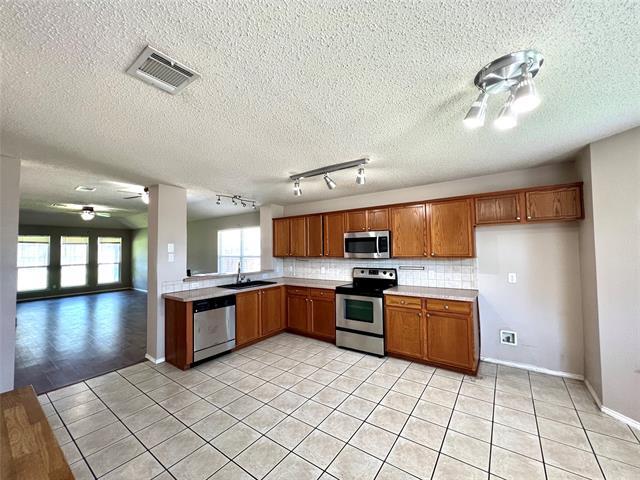 Building Photo - 9900 Tyler Dr