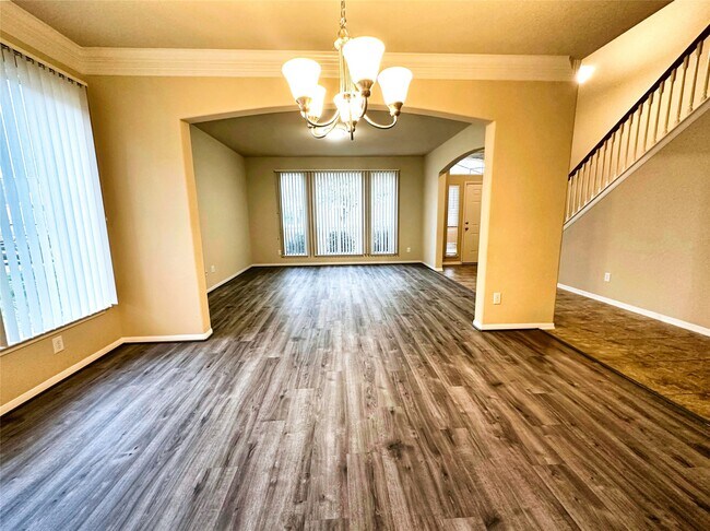 Building Photo - 15023 Russet Bend Ln