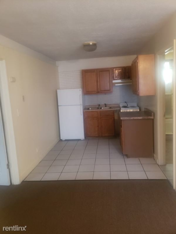 Primary Photo - Studio, 1 bath Apartment - 2241 N Mannheim Rd