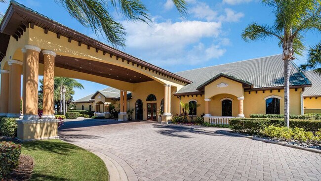 Building Photo - 2960 Buccaneer Palm Rd
