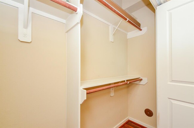Building Photo - 5313 Ave J-