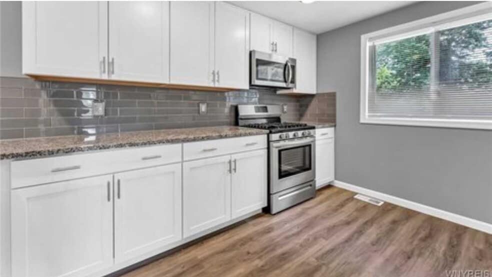 Building Photo - 269 Broezel Ave