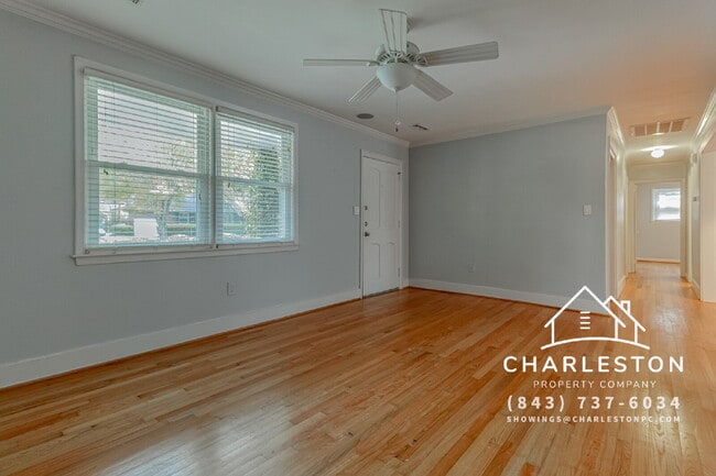 Building Photo - 1452 Birthright St