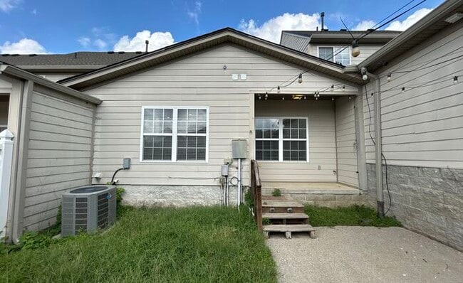 Building Photo - 9109 Otter Ln