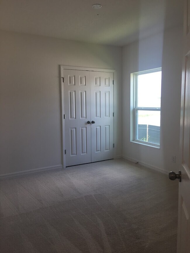 Building Photo - Overlook Reserve-3252 Emilio Pl Kissimmee, FL 34758