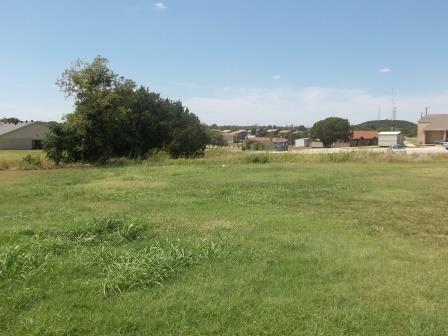 Building Photo - 123 Wolf Rd