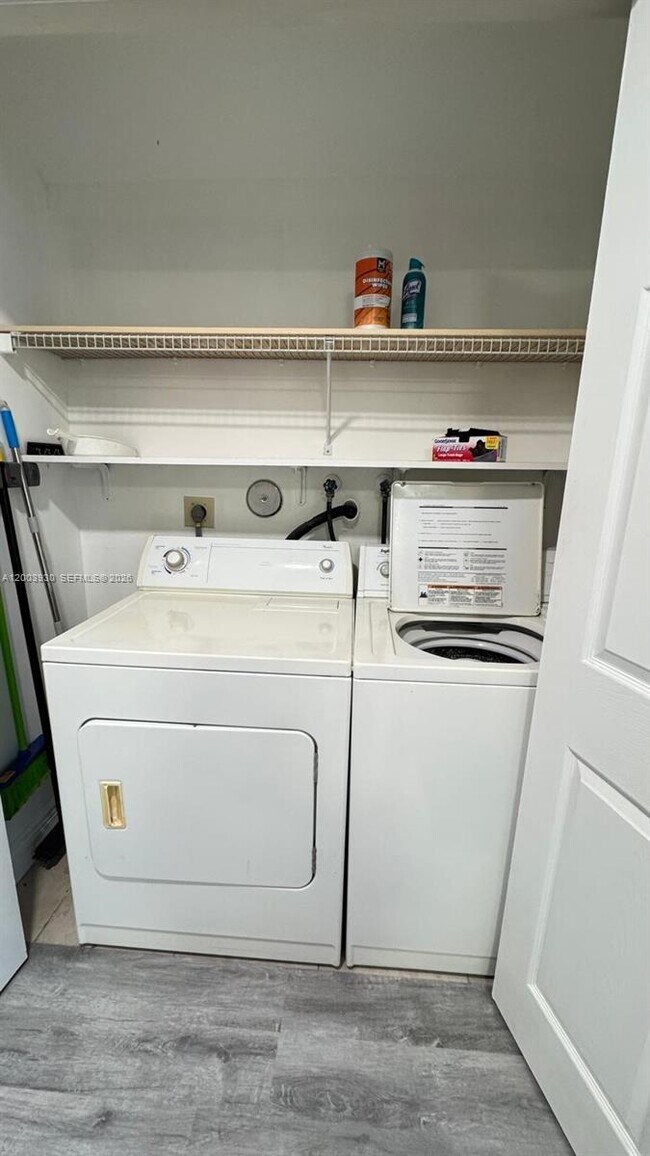 Building Photo - 12153 NW 36th Pl