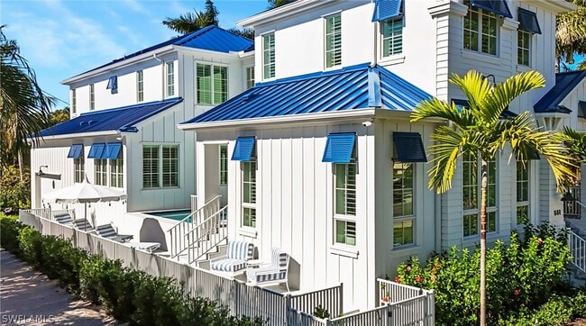 Building Photo - 844 8th St S