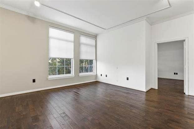 Building Photo - 2305 Worthington St