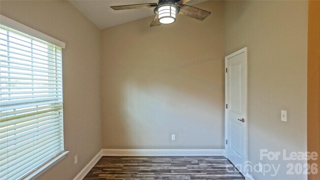 Building Photo - 108 Bunker Hill Ln