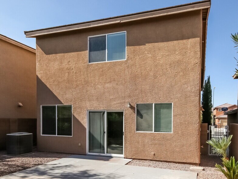 Building Photo - 9277 Lost Shanty Ct