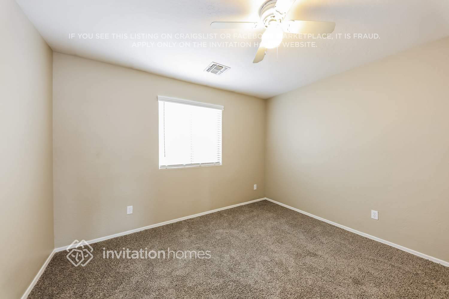 Building Photo - 2122 S 114th Ave