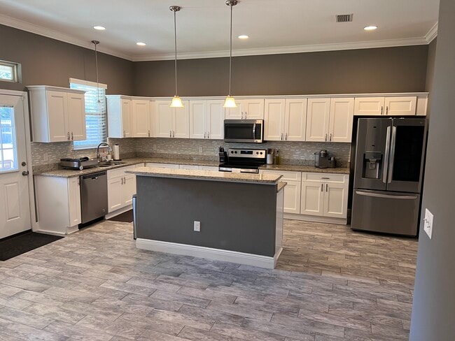 Building Photo - 8283 Calle Mio