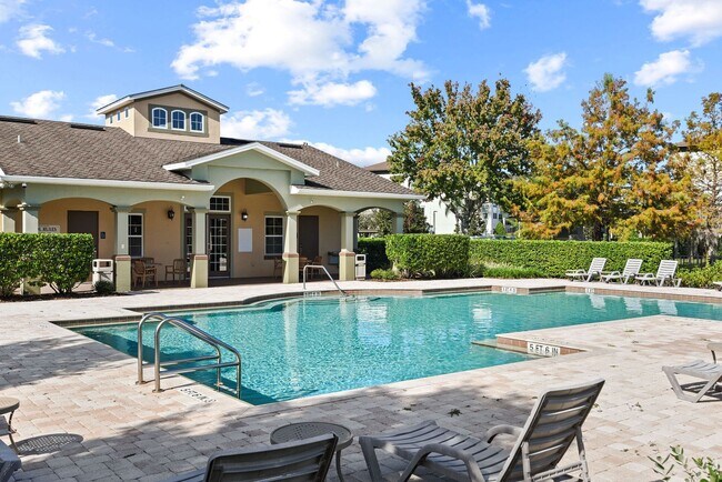 Building Photo - Savannah Park 3 bedroom townhouse