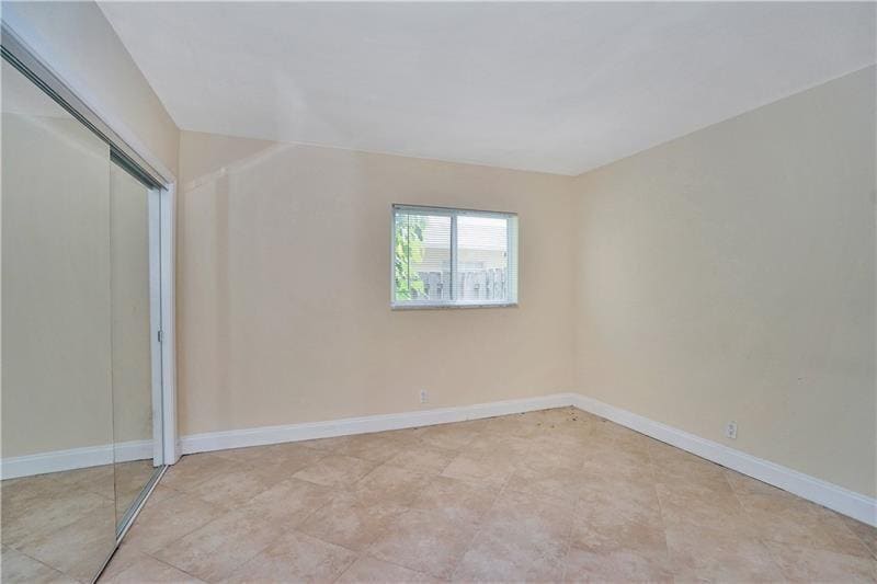 Building Photo - 1424 Holly Heights Dr