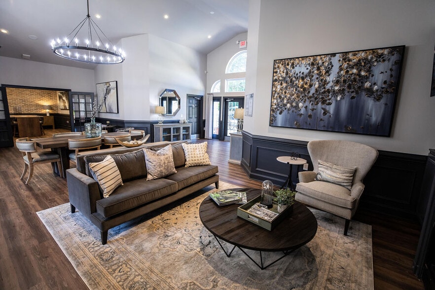 Primary Photo - Salisbury Village at Castlewood