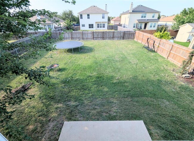 Building Photo - 222 Phillips St