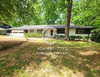 Building Photo - 2636 Whiteleigh Ct NE