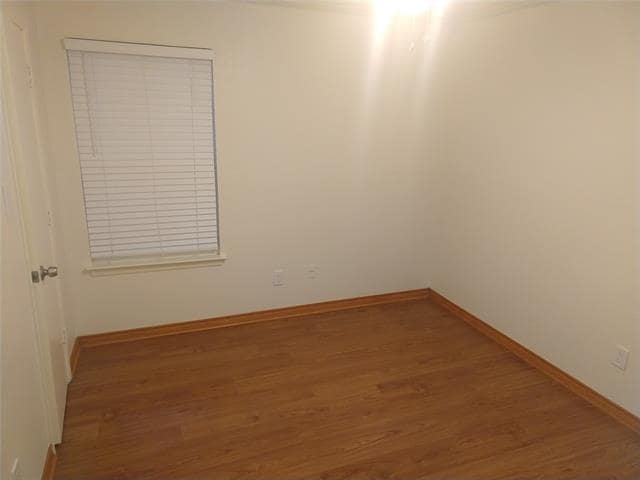 Building Photo - 3600 Biscay Dr